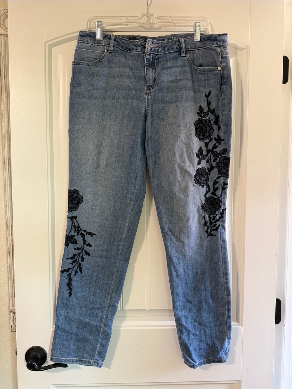 Vera Wang Light Blue Skinny Jeans with Black Rose Embroidery